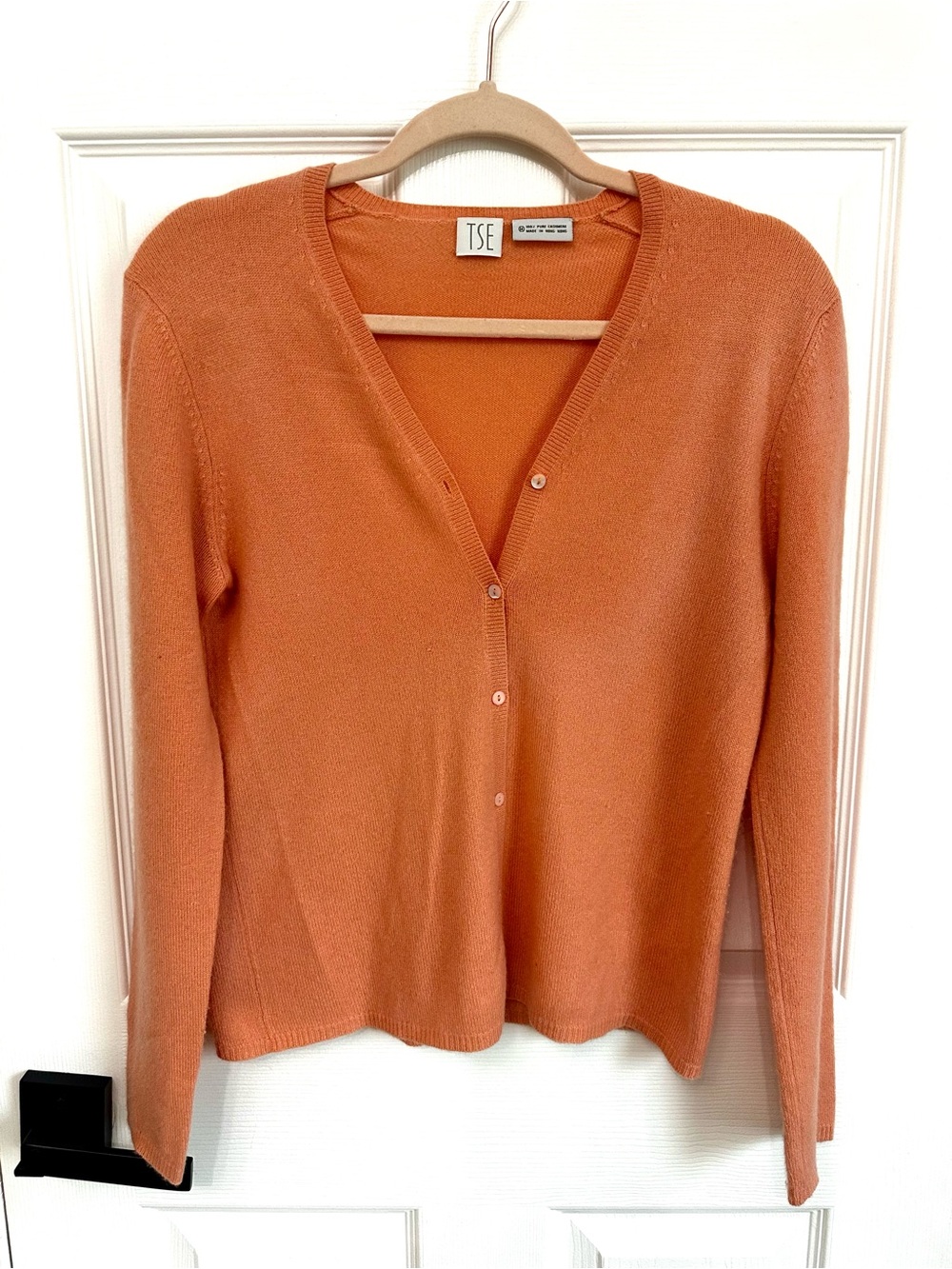 TSE cashmere v-neck cardigan in a light coral Color Size M 100% Pure Cashmere